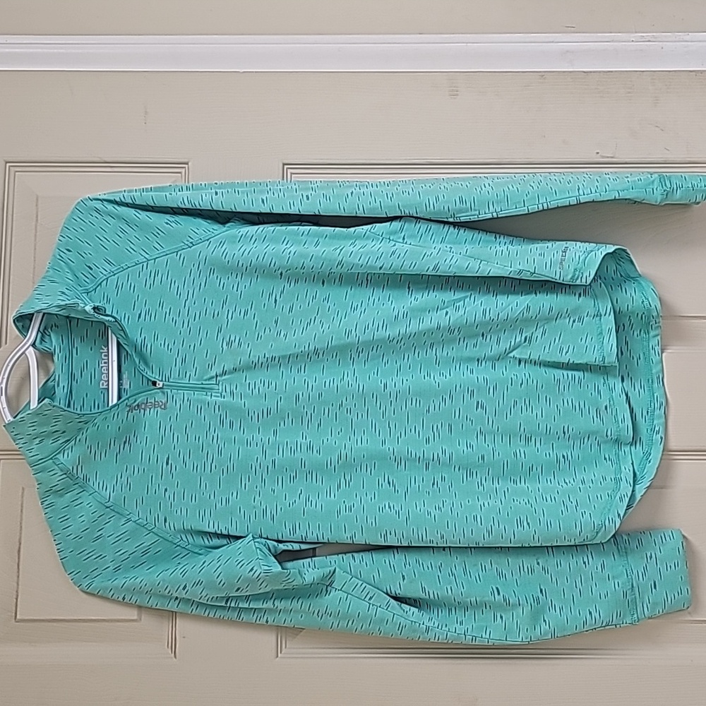 Reebok light weight, green 3/4 zip pullover